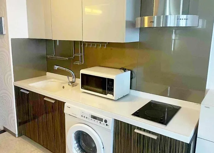 Warm House 10sec From Gangnam Station